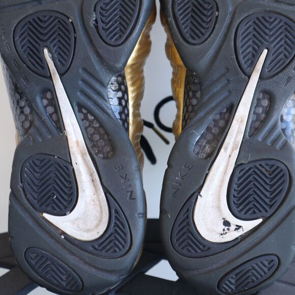 Nike Air Foamposite Pro 624041-701 Metallic Gold Black Men's Size 9.5 Sneakers - Picture 13 of 14